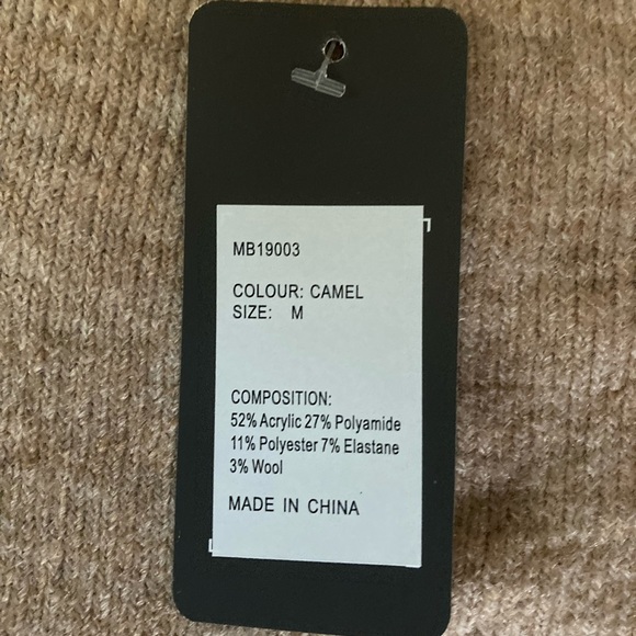 Classic sweater! Add it to your wardrobe as a core piece! - Picture 3 of 3